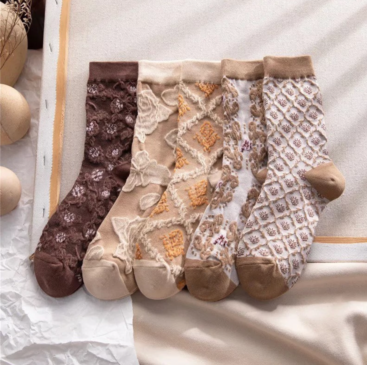 Soxy™ 5 Pack Brown Cute Cottagecore Embroidery Crew Socks