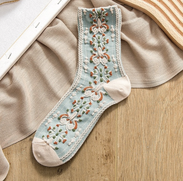 Soxy™ 5 Pack Cute Cottagecore Embroidery Crew Socks